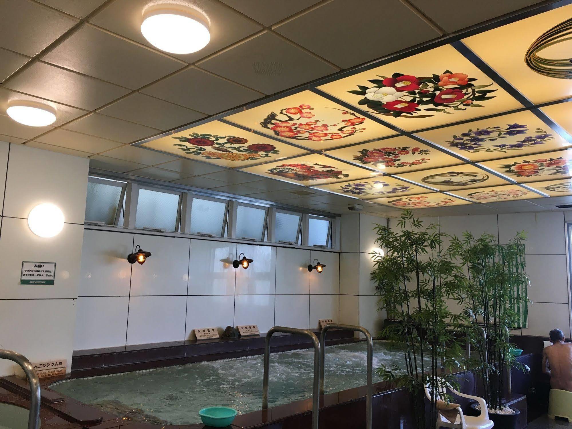Ueno Station Hostel Oriental Ⅱ Tokyo Exterior photo